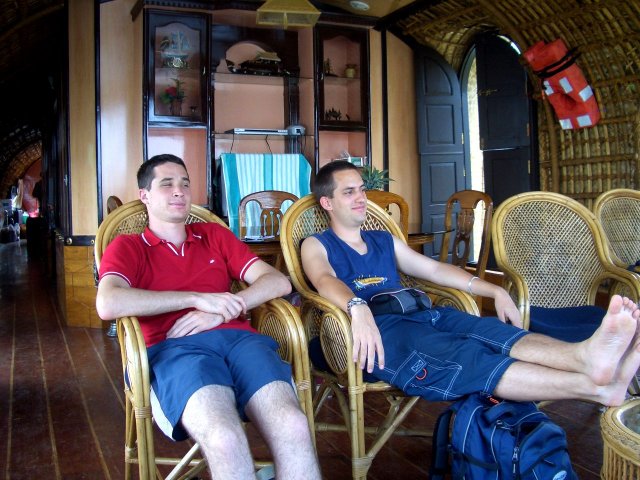 Kerala_03.11.2005_008.JPG, 232 KB