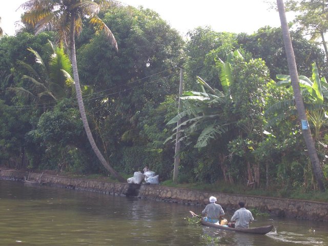 Kerala_03.11.2005_014.JPG, 256 KB