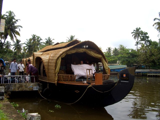 Kerala_03.11.2005_047.JPG, 179 KB