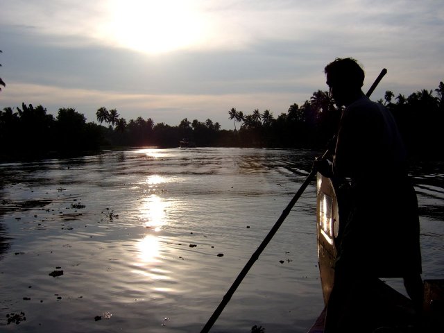 Kerala_03.11.2005_074.JPG, 128 KB