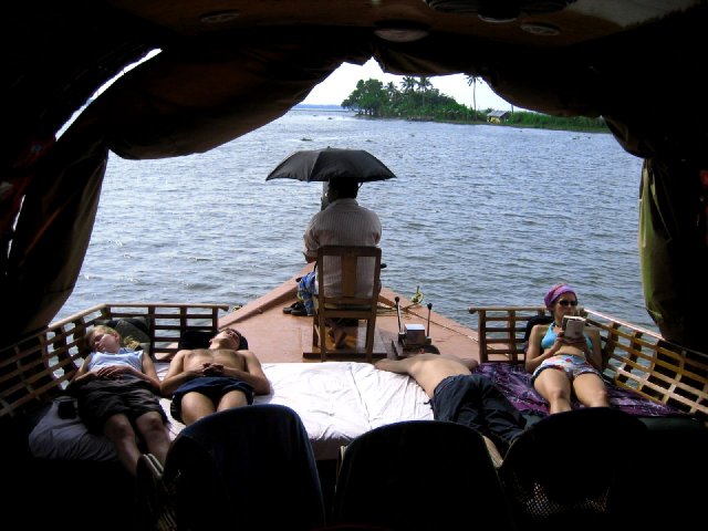 Kerala_03.11.2005_078.JPG, 157 KB