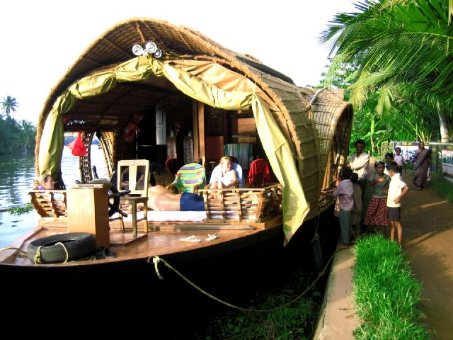 Kerala_03.11.2005_083.JPG, 216 KB