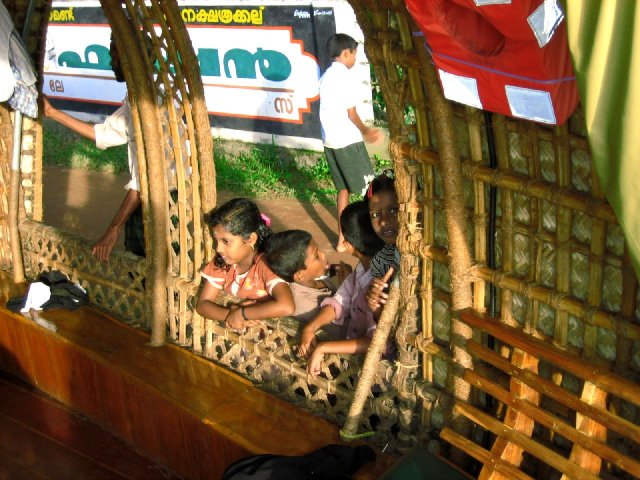 Kerala_03.11.2005_084.JPG, 210 KB
