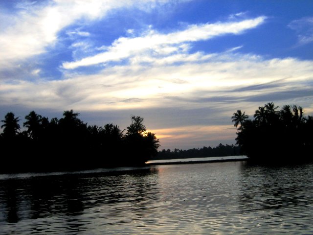 Kerala_03.11.2005_090.JPG, 143 KB